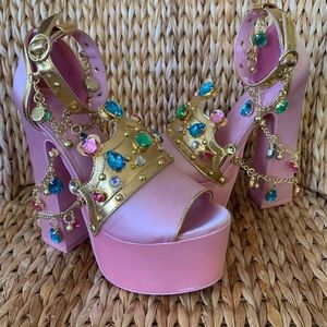 New Sugar Thrillz x Dolls Kill Crowned Charmer Platform Heels